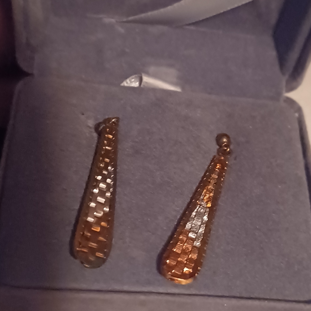 Unique silver earings